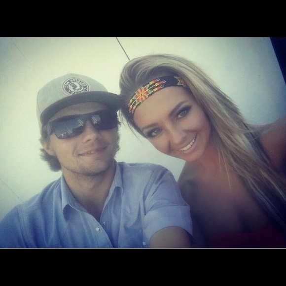 Meet your Posher, Mackenzie - Picture 3 of 3